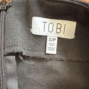 Tobi Black Asymmetrical Women's Mini Skirt Small